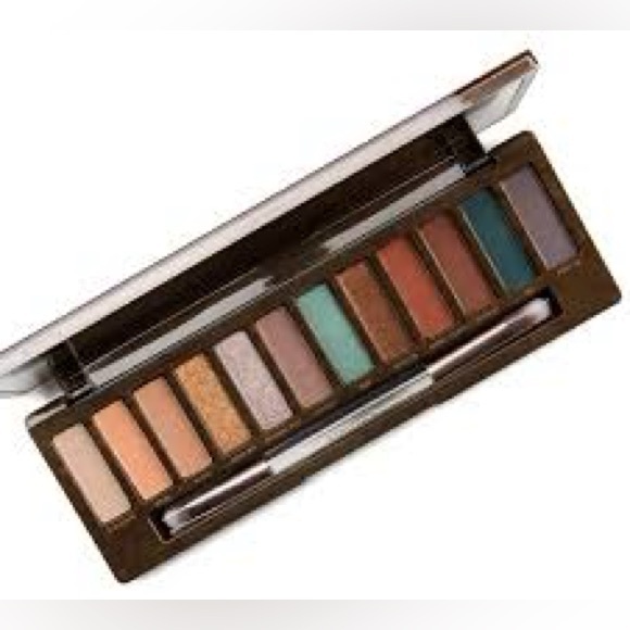 Naked Urban Decay Wild West Eye Palette - Picture 2 of 4